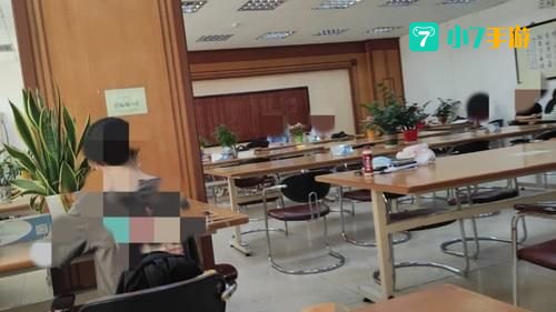 进入图书馆也需要口令吗